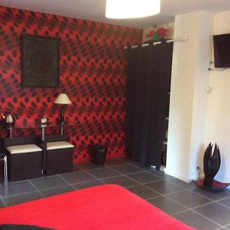 L Entre Deux Bed & Breakfast Champcey Room photo
